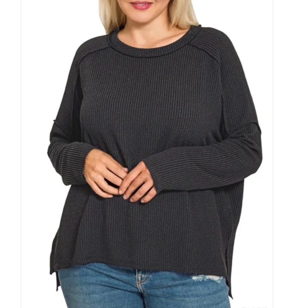 NWOT🖤Zenana Exposed Seam Long Sleeve Rib Knit Top S/M black